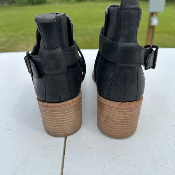 Free People Black Leather Ankle Boots - Picture 3 of 7